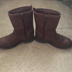 Brown girls boots